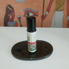 Load image into Gallery viewer, Roll on Osmanthus oil
