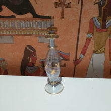 Load image into Gallery viewer, Collectable oil perfume bottle
