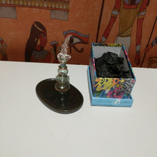 Load image into Gallery viewer, Collectable oil perfume glass
