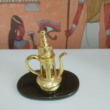 Load image into Gallery viewer, Collectable Crystal oil perfume bottle
