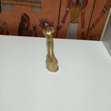 Load image into Gallery viewer, Collectable Egyotian cat Brass
