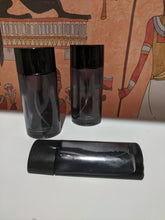 Load image into Gallery viewer, Oil Perfume spray bottles
